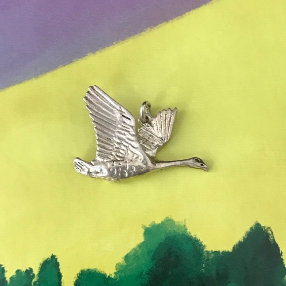 Antique Sterling Silver Canada Goose Pendant - Picture 6 of 7